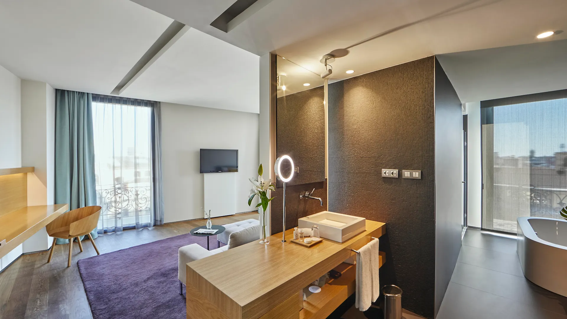 Ohla Barcelona Hotel 5*,