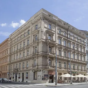 Atos Otel Prag